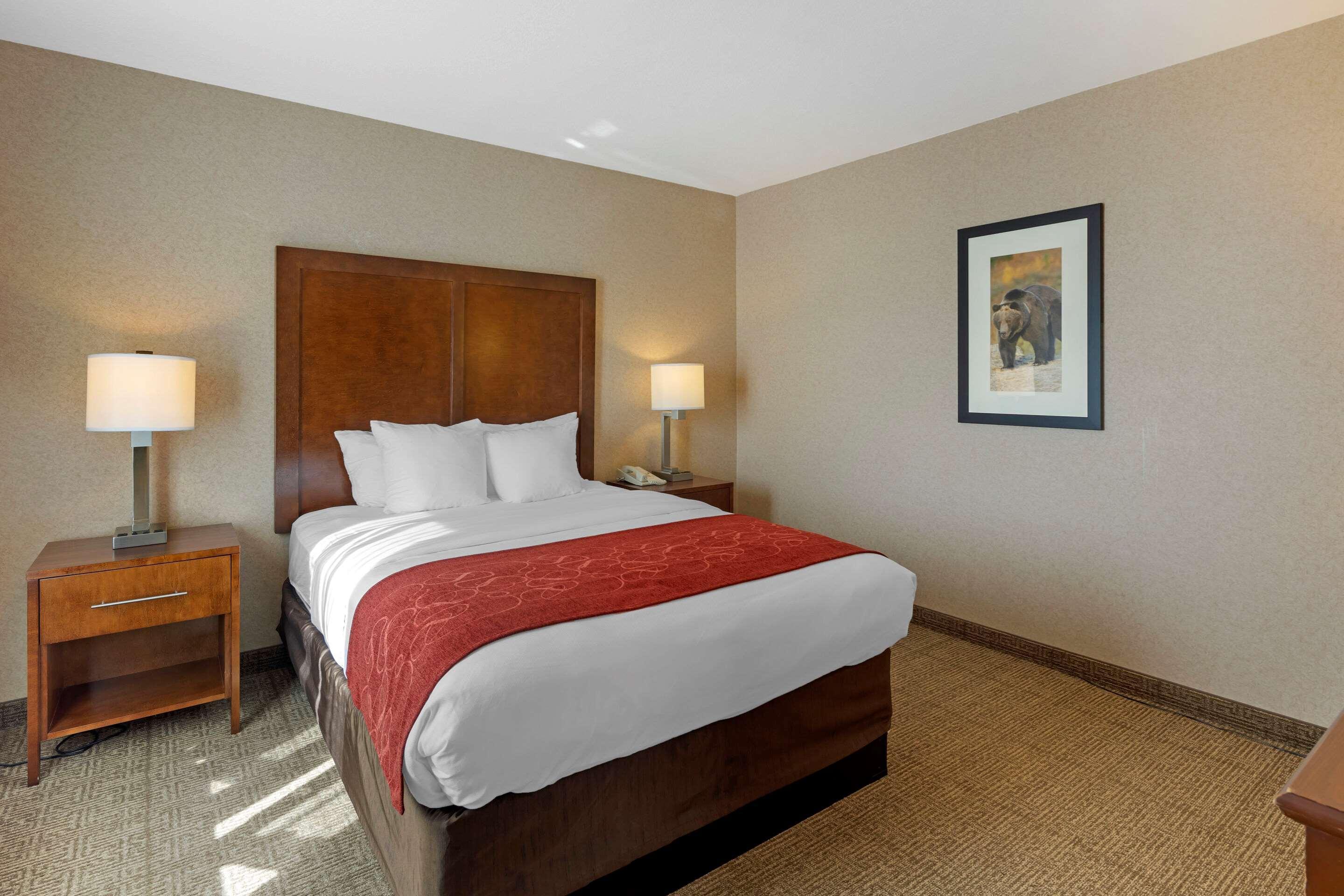 Comfort Suites Anchorage International Airport Bagian luar foto
