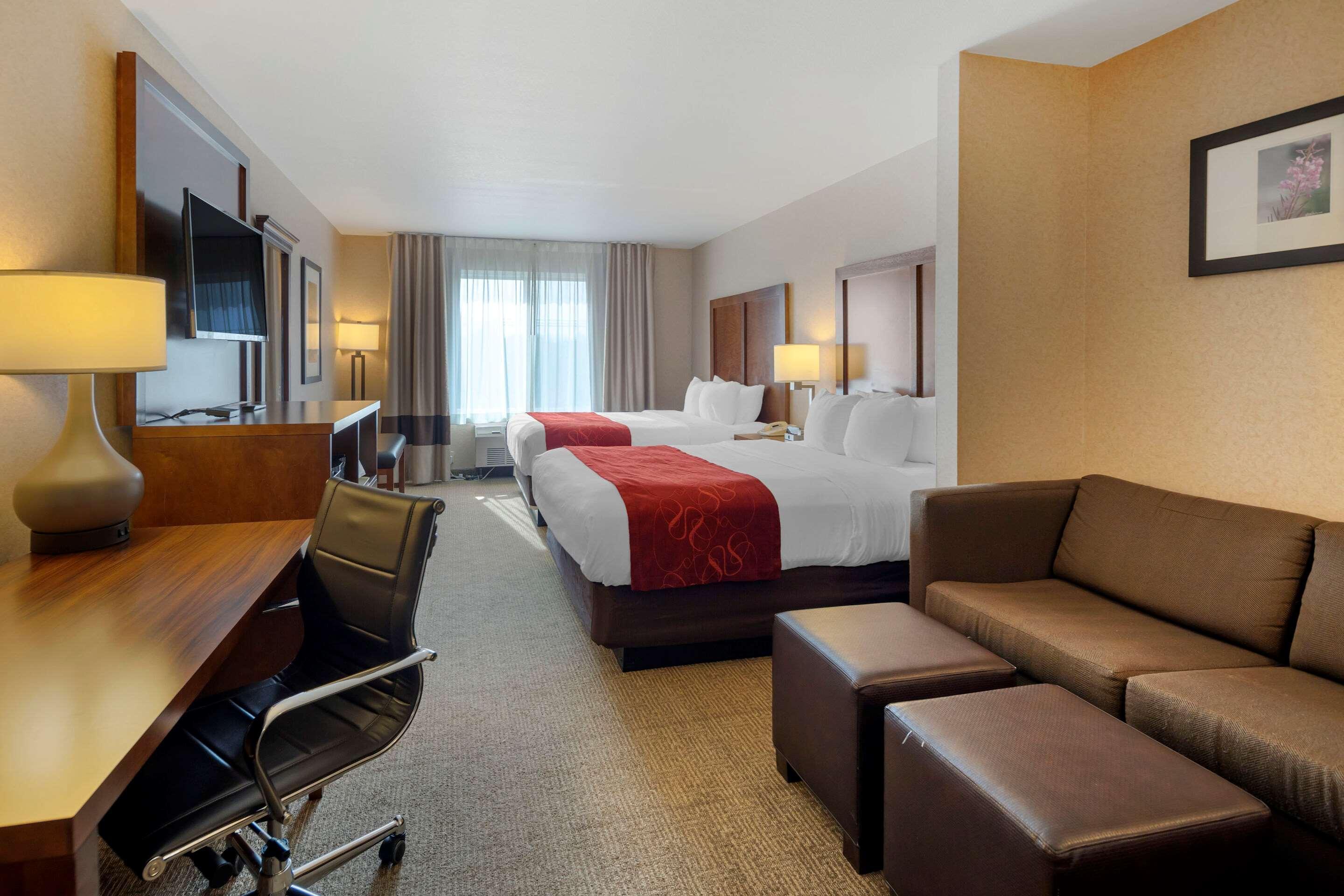 Comfort Suites Anchorage International Airport Bagian luar foto