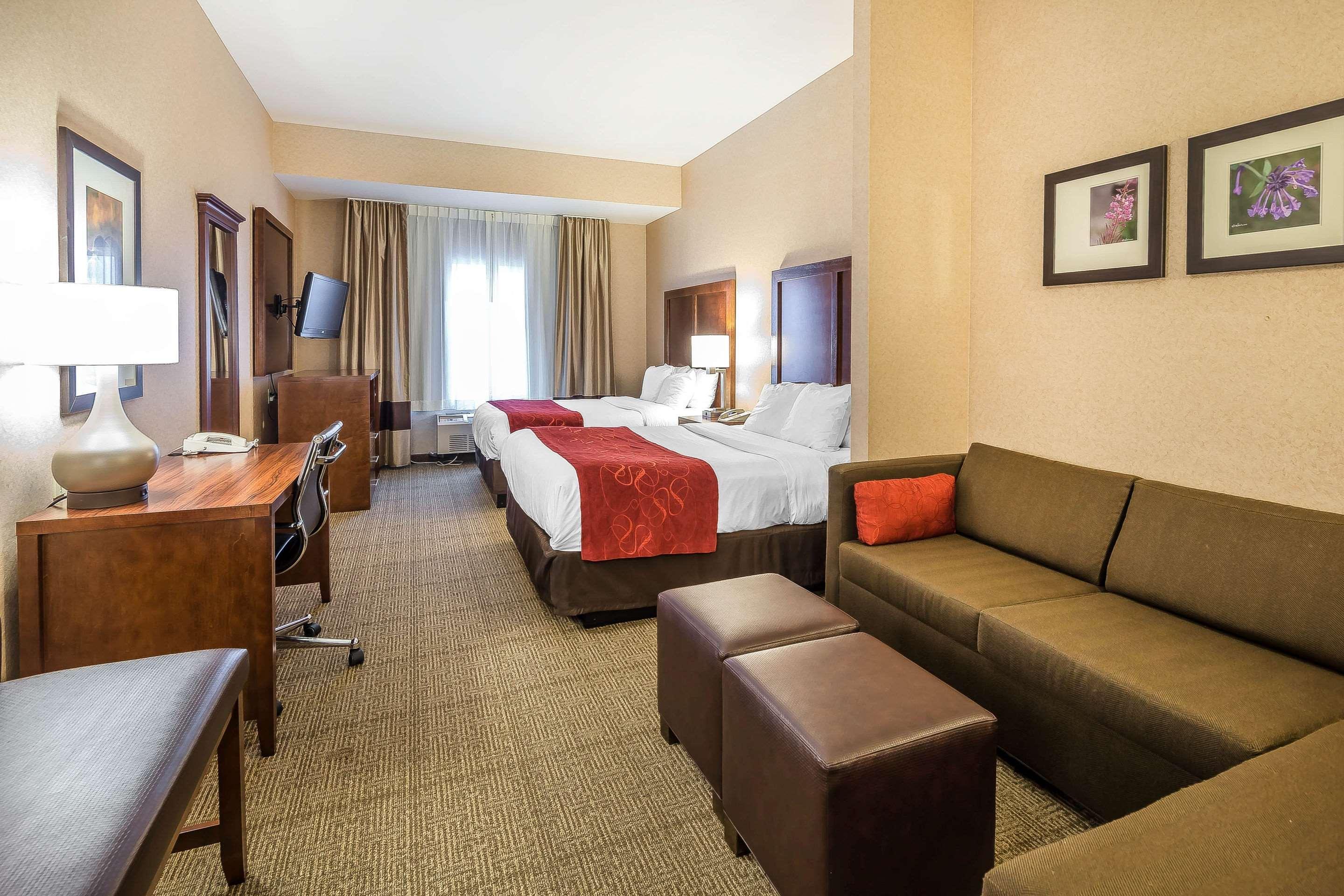 Comfort Suites Anchorage International Airport Bagian luar foto