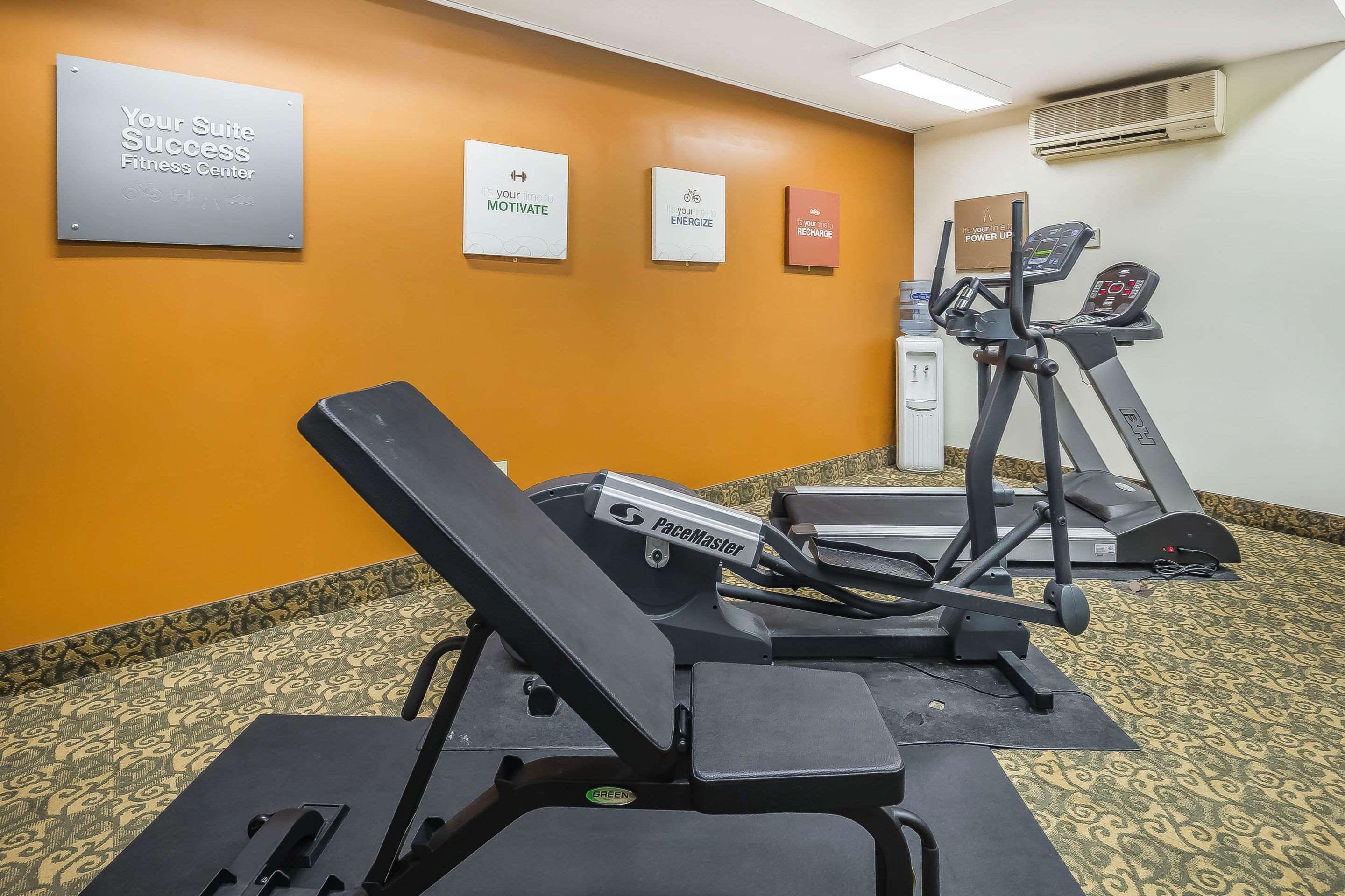 Comfort Suites Anchorage International Airport Bagian luar foto