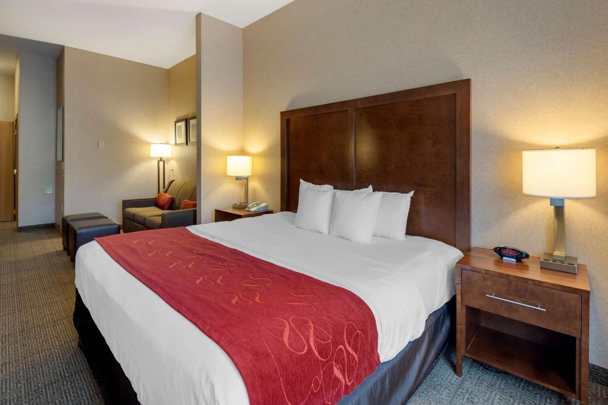 Comfort Suites Anchorage International Airport Bagian luar foto